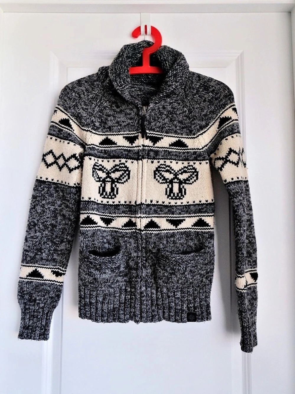 TNA Aritzia 100% Lambswool